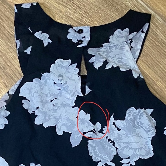 Iz Byer Floral Loose Fit Bare Shoulder Tank Blouse Size Extra Small - Picture 7 of 7